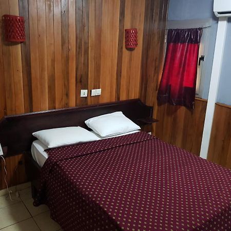 Saffana Hotel Douala Bagian luar foto