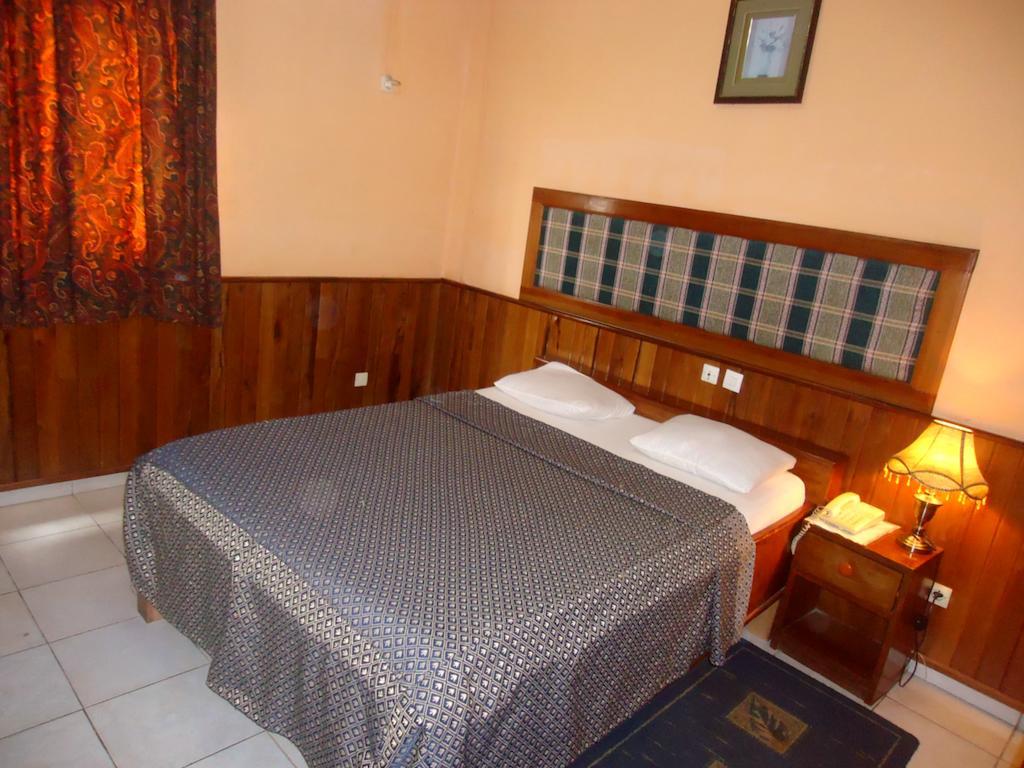Saffana Hotel Douala Ruang foto
