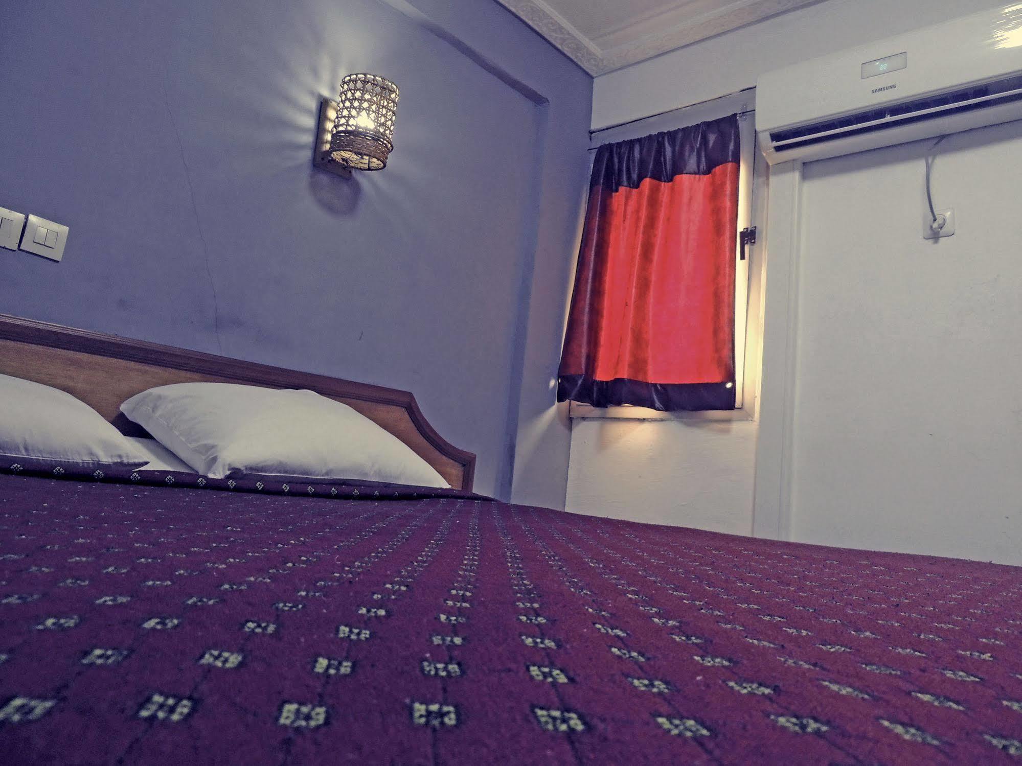 Saffana Hotel Douala Bagian luar foto