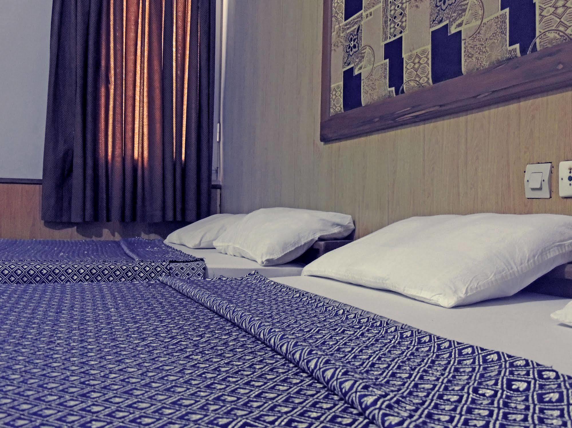 Saffana Hotel Douala Bagian luar foto